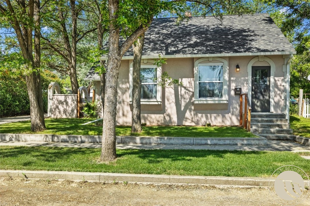 1115 1st Street W