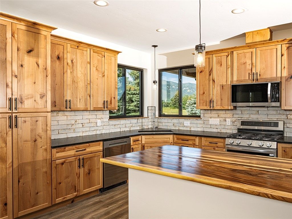 Photo of 2055 Lazy J Cir, Red Lodge, MT 59068 (MLS # 356373)