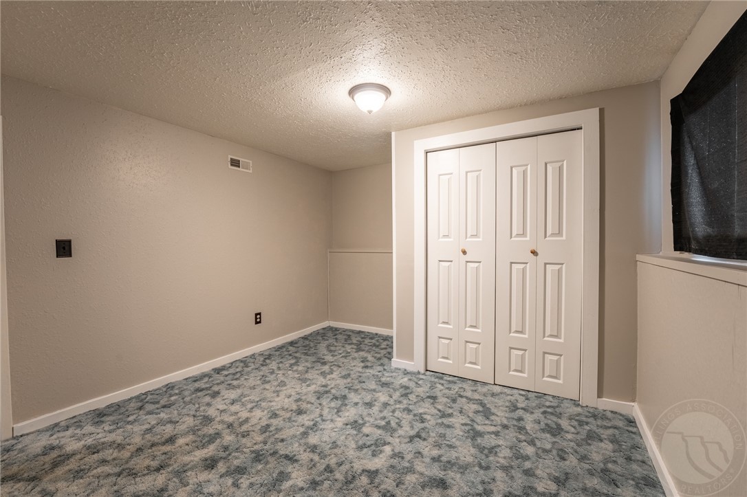 Billings, Montana 59410, United States, 4 Bedrooms Bedrooms, ,2 BathroomsBathrooms,Residential,Active,14737