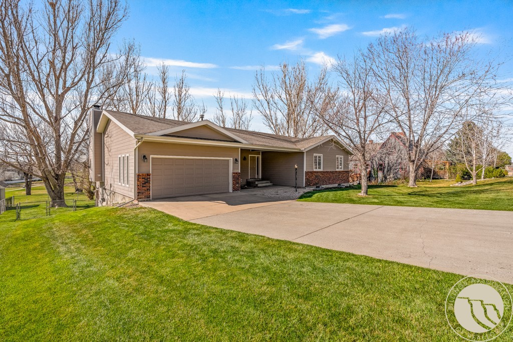 2220 St Andrews Drive