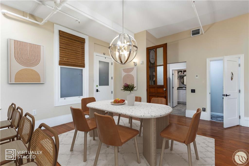 104 N Broadway #302 302