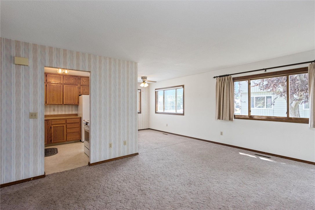 2820 Oakland Dr 24