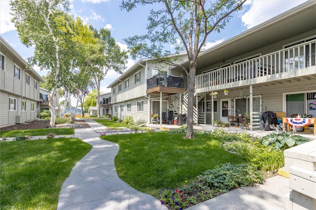 2820 Oakland Dr 24