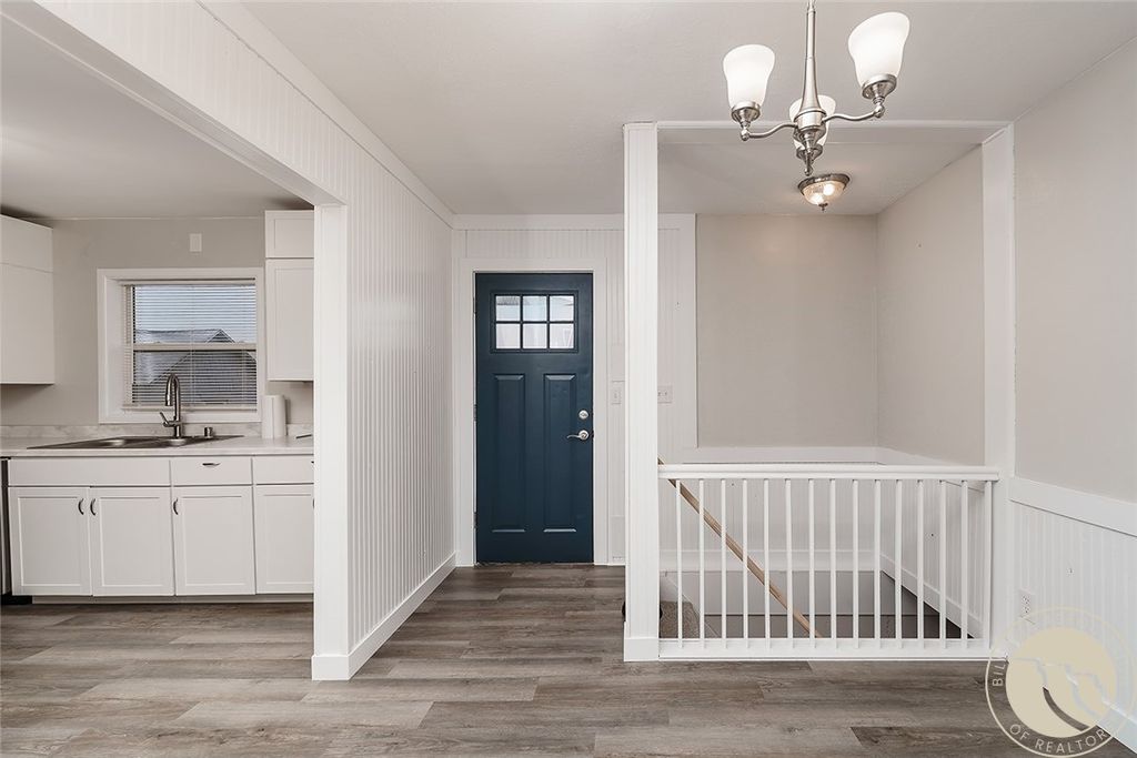 Photo of 933 Bench Boulevard, Billings, MT 59105 (MLS # 357481)