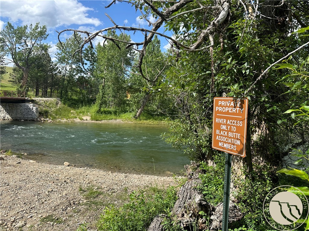 10 Beaver Dam Drive