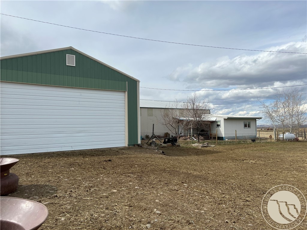 Billings, Montana 59101, United States, 2 Bedrooms Bedrooms, ,2 BathroomsBathrooms,Residential,Contingent,139999