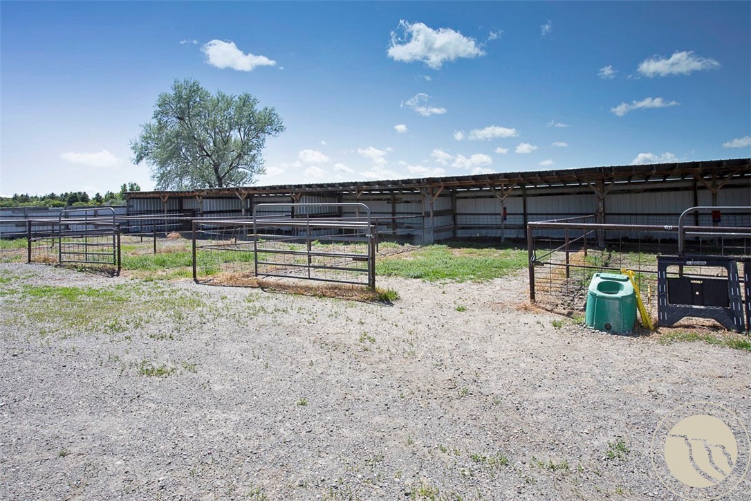 Billings, Montana 59101, United States, 2 Bedrooms Bedrooms, ,2 BathroomsBathrooms,Residential,Contingent,139999