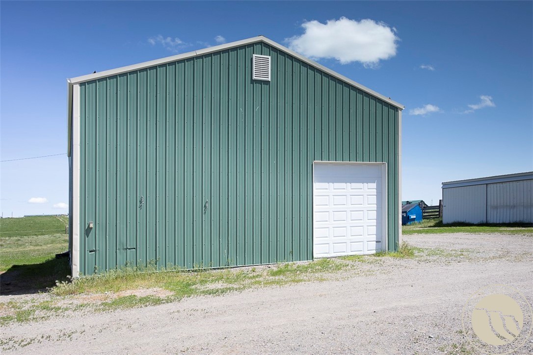 Billings, Montana 59101, United States, 2 Bedrooms Bedrooms, ,2 BathroomsBathrooms,Residential,Contingent,139999