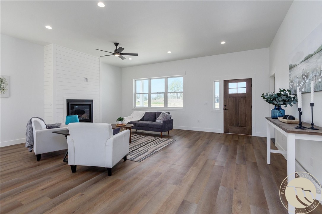 2647 Palmer Lane