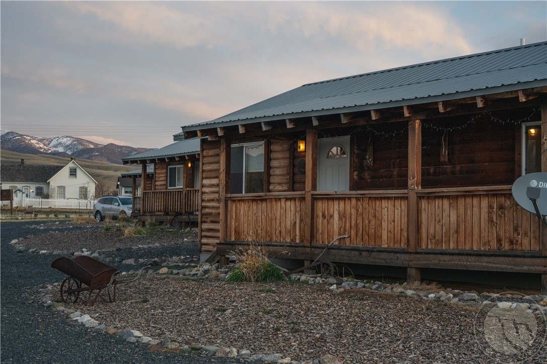 5 River Rest Lane