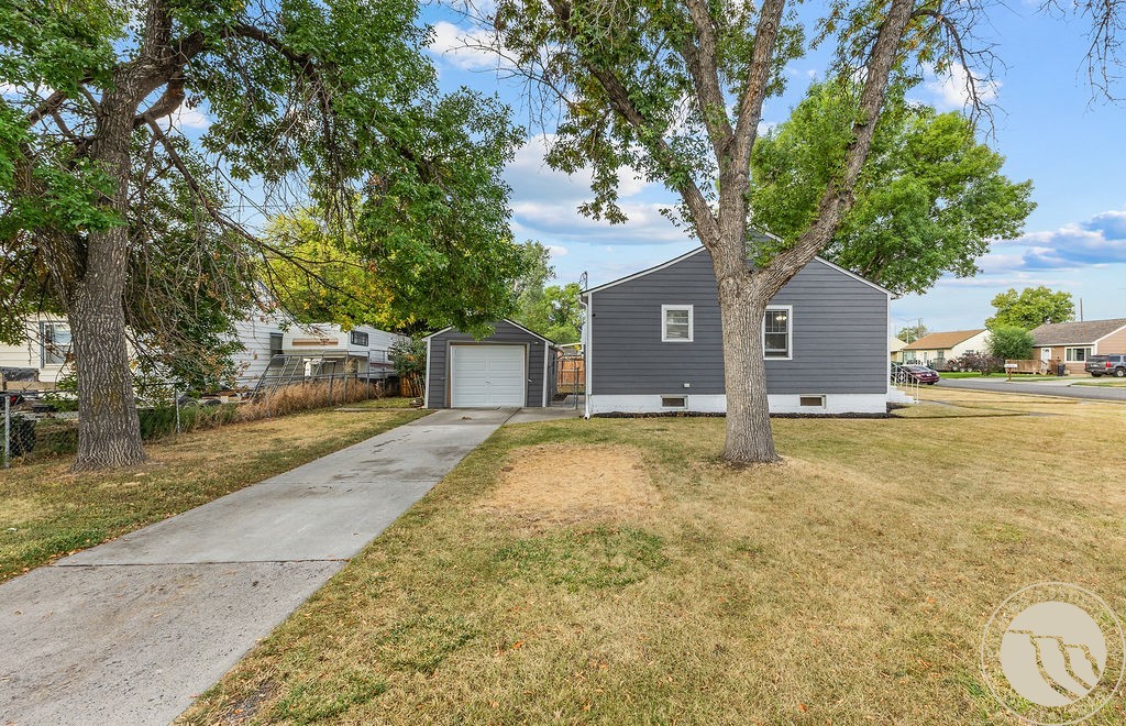 12 Macarthur Avenue