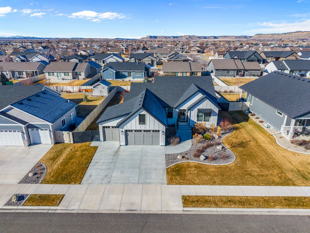 1742 E Thunder Mountain Road