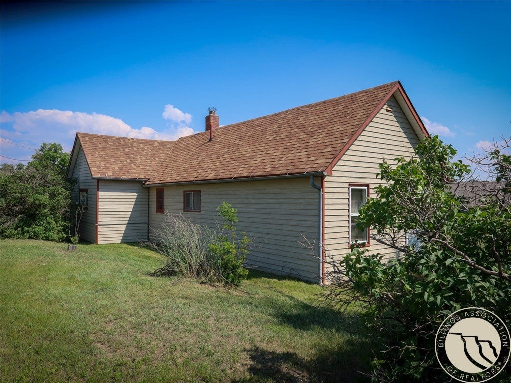 Photo of 418 2nd Avenue W, Melstone, MT 59054 (MLS # 360497)