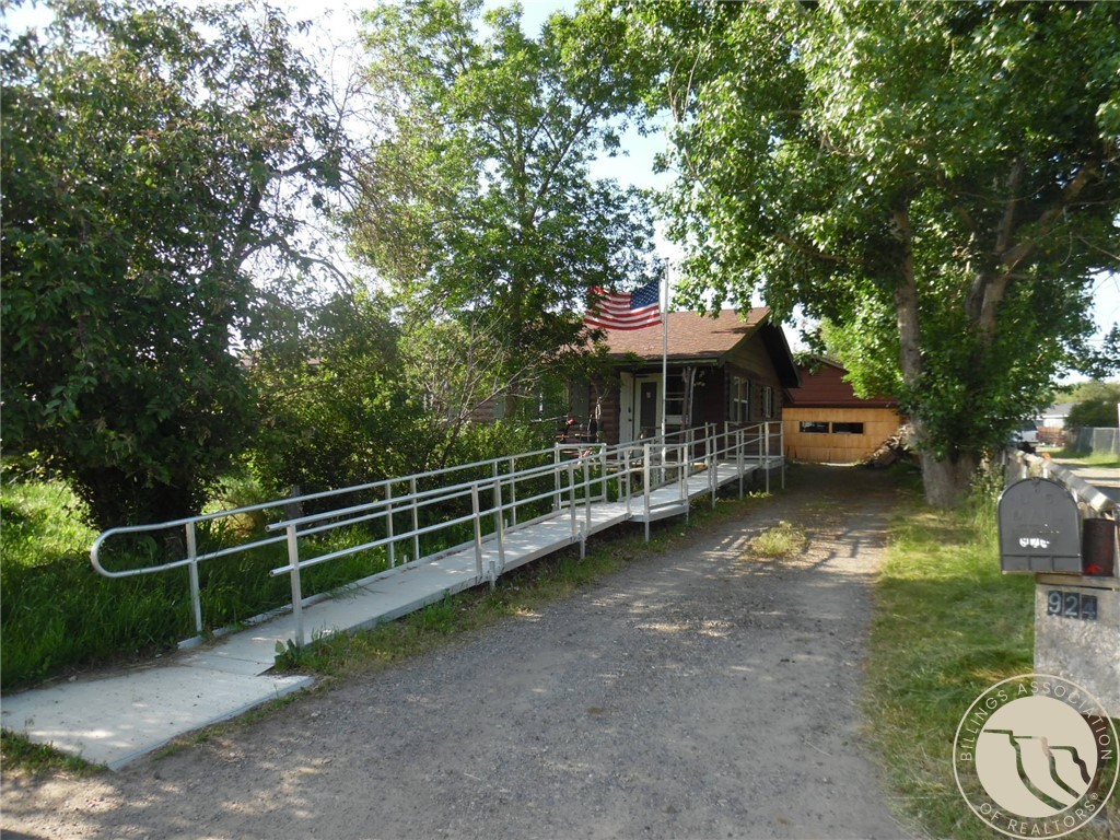 924 Steffanich Drive