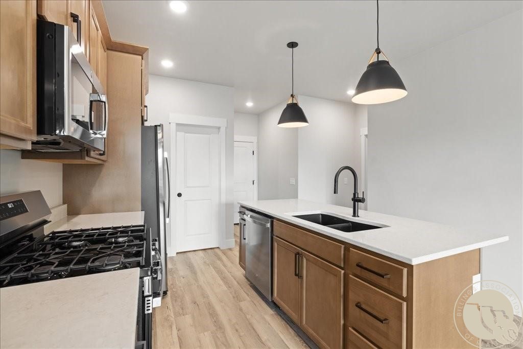 1812 Annafeld Parkway W