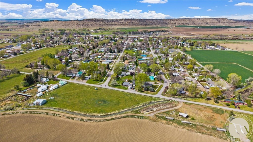 +/-1.2 Acres Cemetery Road