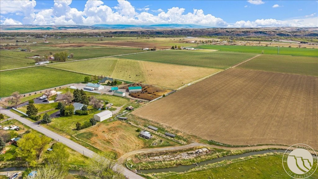+/-1.2 Acres Cemetery Road