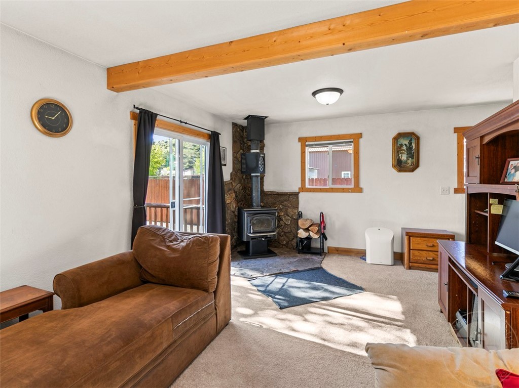 114 N Montana Avenue