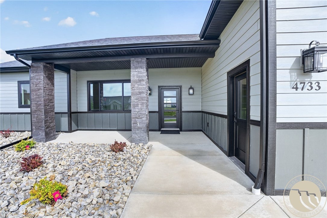 4733 SILVER CREEK TRAIL