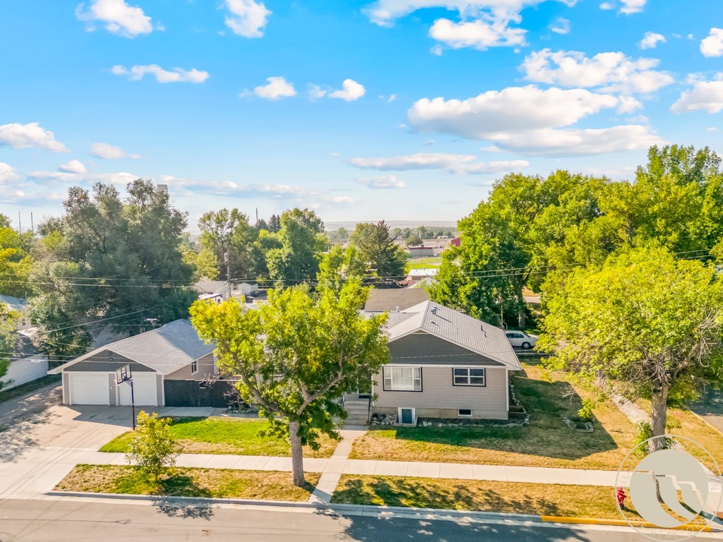616 S 4th Street