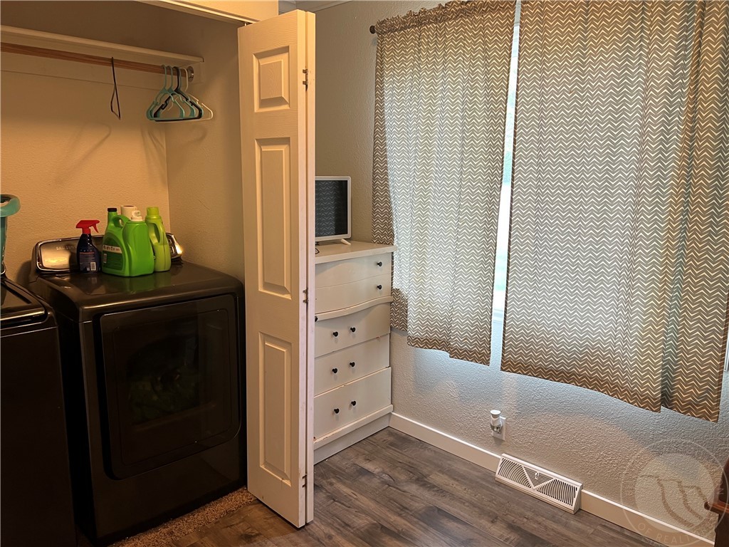 Billings, Montana 59101, United States, 3 Bedrooms Bedrooms, ,1 BathroomBathrooms,Residential,Contingent,132865