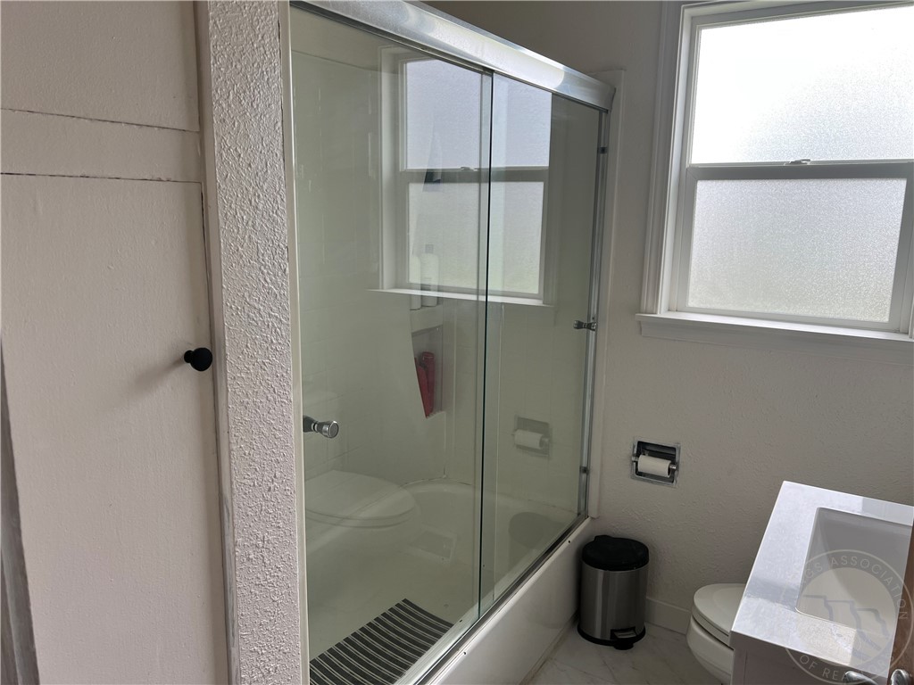 Billings, Montana 59101, United States, 3 Bedrooms Bedrooms, ,1 BathroomBathrooms,Residential,Contingent,132865