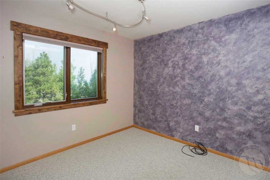 Billings, Montana 59101, United States, 5 Bedrooms Bedrooms, ,4 BathroomsBathrooms,Residential,Active,52205