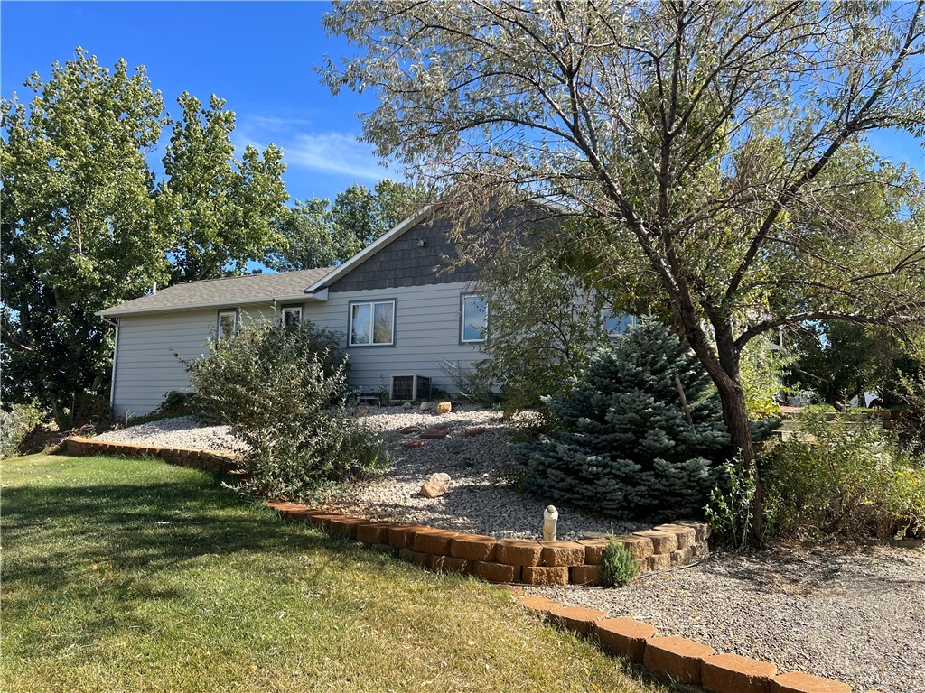 Billings, Montana 59101, United States, 5 Bedrooms Bedrooms, ,4 BathroomsBathrooms,Residential,Active,52205