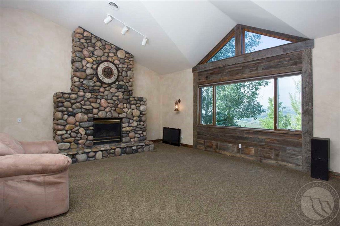 Billings, Montana 59101, United States, 5 Bedrooms Bedrooms, ,4 BathroomsBathrooms,Residential,Active,52205