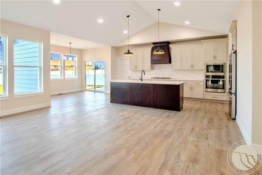 Photo of 2103 Gleneagles Blvd, Billings, MT 59105 (MLS # 357956)