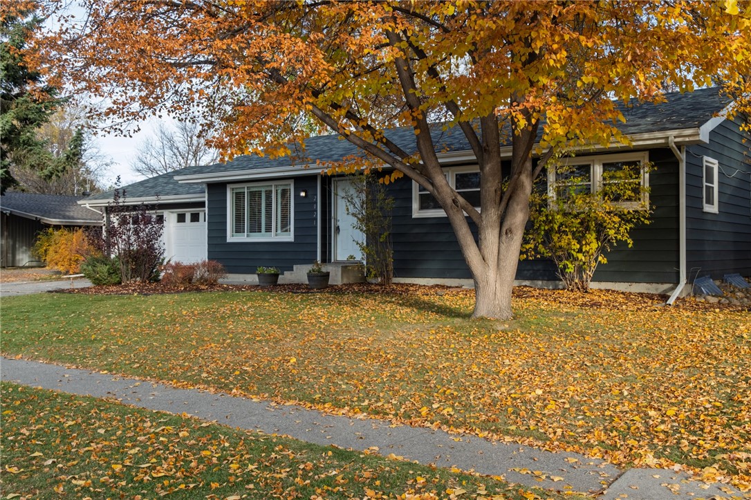 2021 Beverly Hill Boulevard