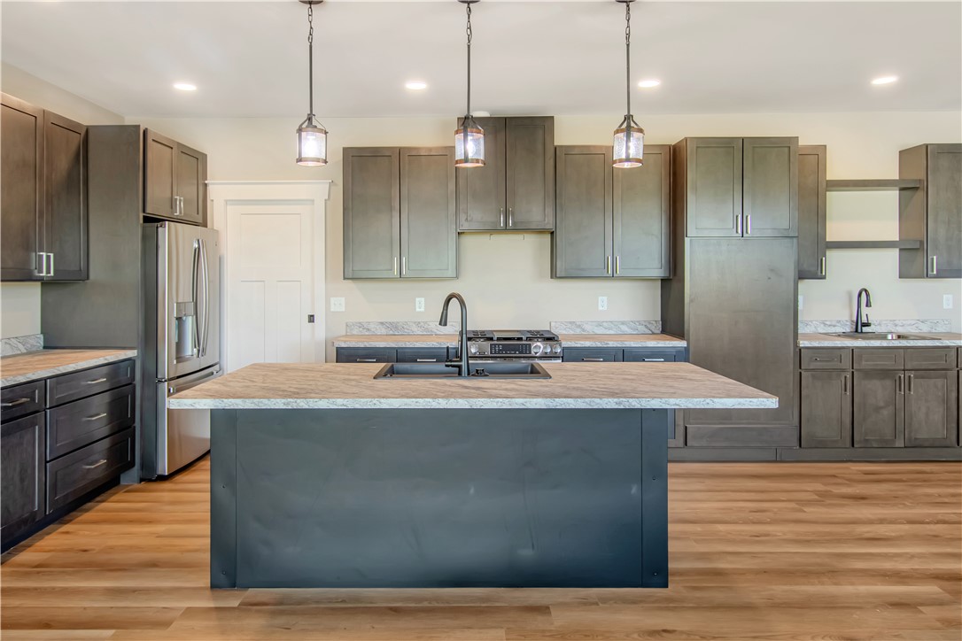 2050 Cypress Point