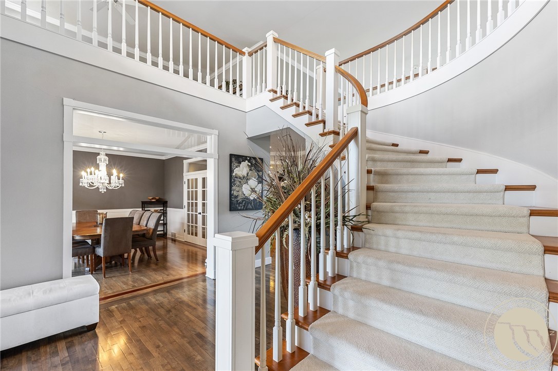 700 Bluegrass Place