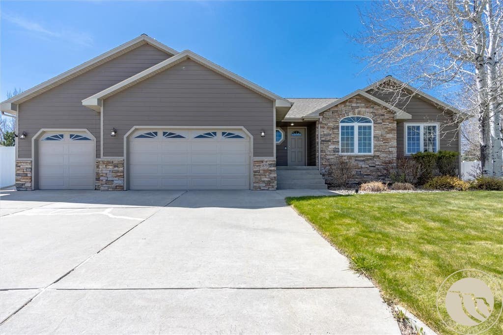 Photo of 1870 Wentworth Drive, Billings, MT 59105 (MLS # 358913)