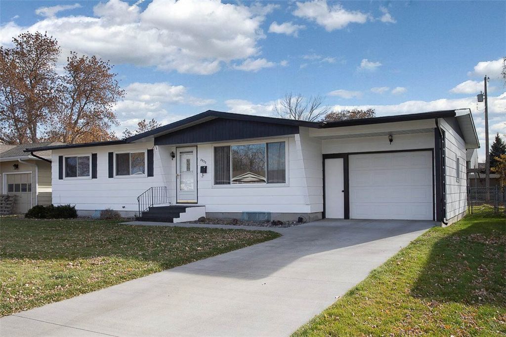 Photo of 2930 Lynn Avenue, Billings, MT 59102 (MLS # 356825)