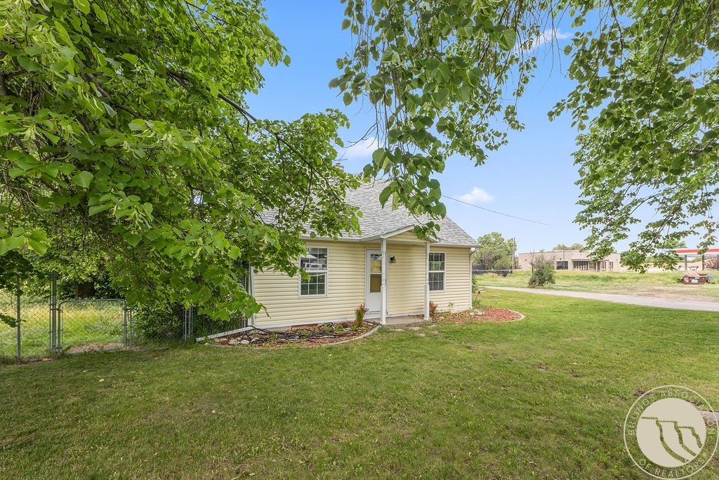 Billings, Montana 59105, United States, 2 Bedrooms Bedrooms, ,2 BathroomsBathrooms,Residential,Contingent,152242