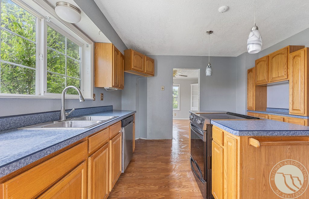 Billings, Montana 59105, United States, 2 Bedrooms Bedrooms, ,2 BathroomsBathrooms,Residential,Contingent,152242