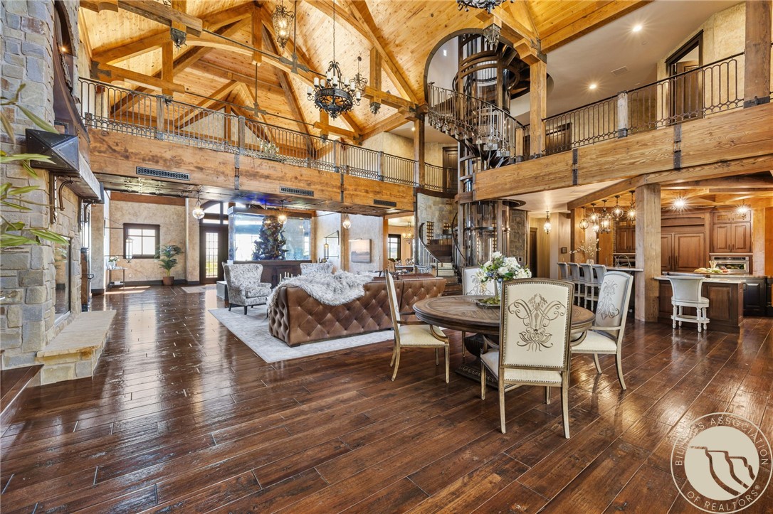 5650 Canyonwoods Drive