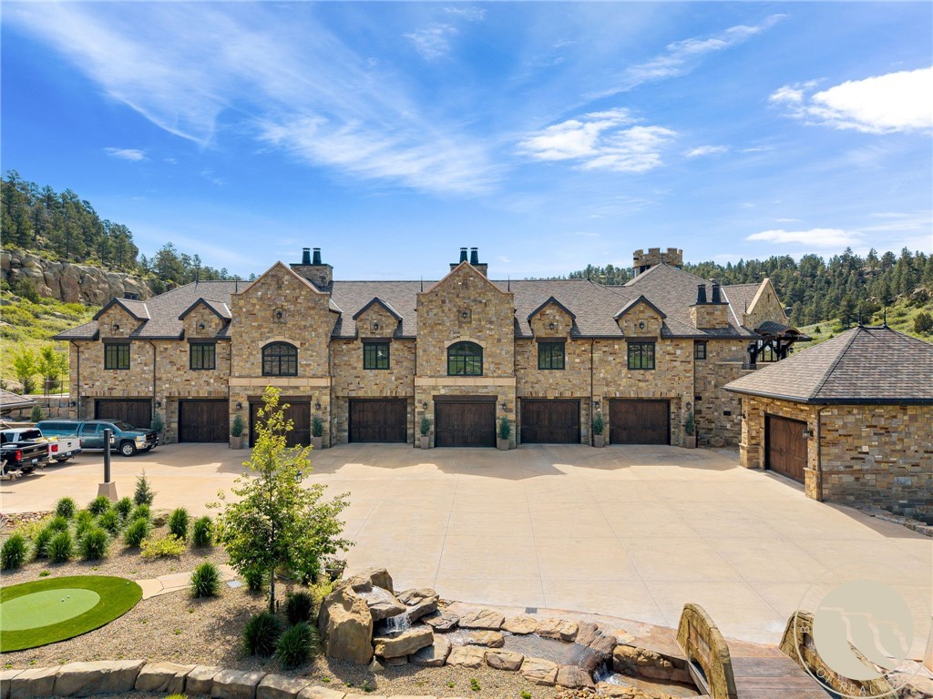 Billings, Montana 59106, United States, 10 Bedrooms Bedrooms, ,17 BathroomsBathrooms,Residential,Active,150410