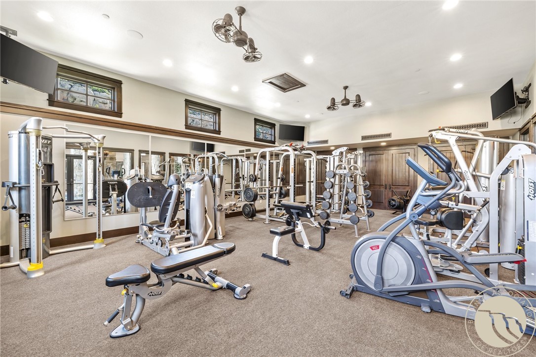 Billings, Montana 59106, United States, 10 Bedrooms Bedrooms, ,17 BathroomsBathrooms,Residential,Active,150410