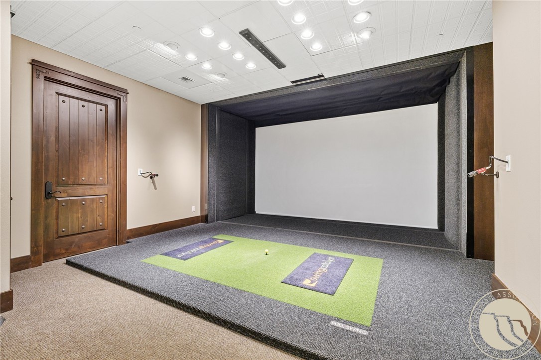 Billings, Montana 59106, United States, 10 Bedrooms Bedrooms, ,17 BathroomsBathrooms,Residential,Active,150410