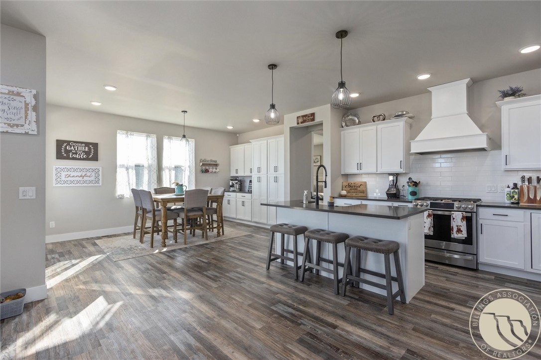 7008 Copper Sunset Drive