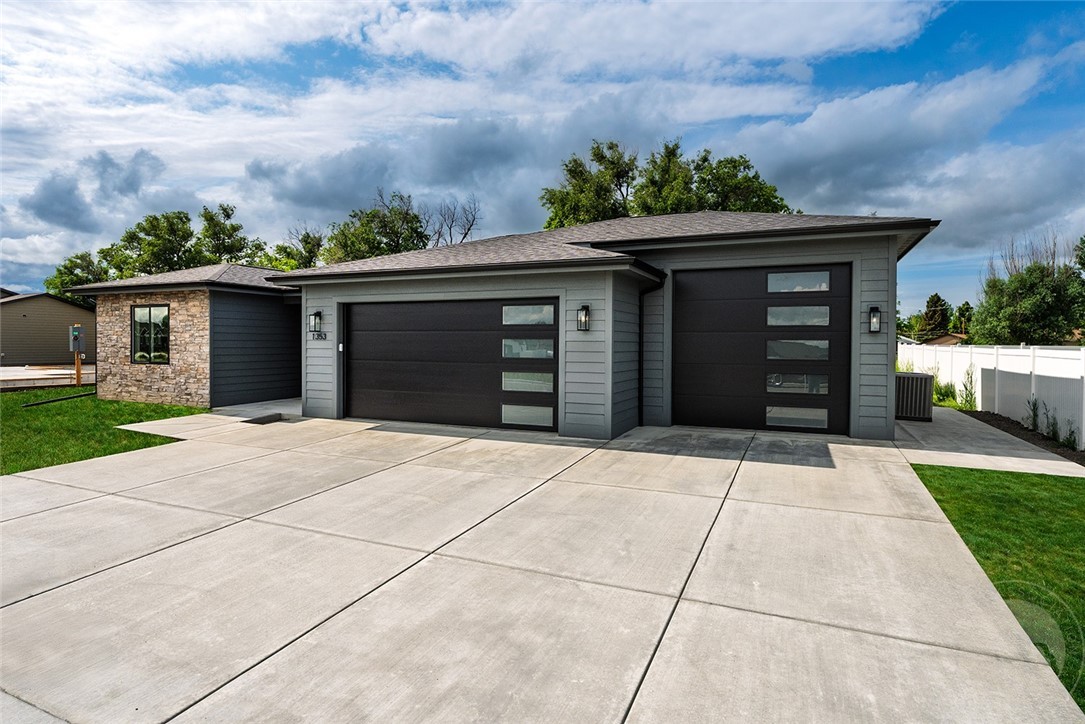 1353 Tania Circle