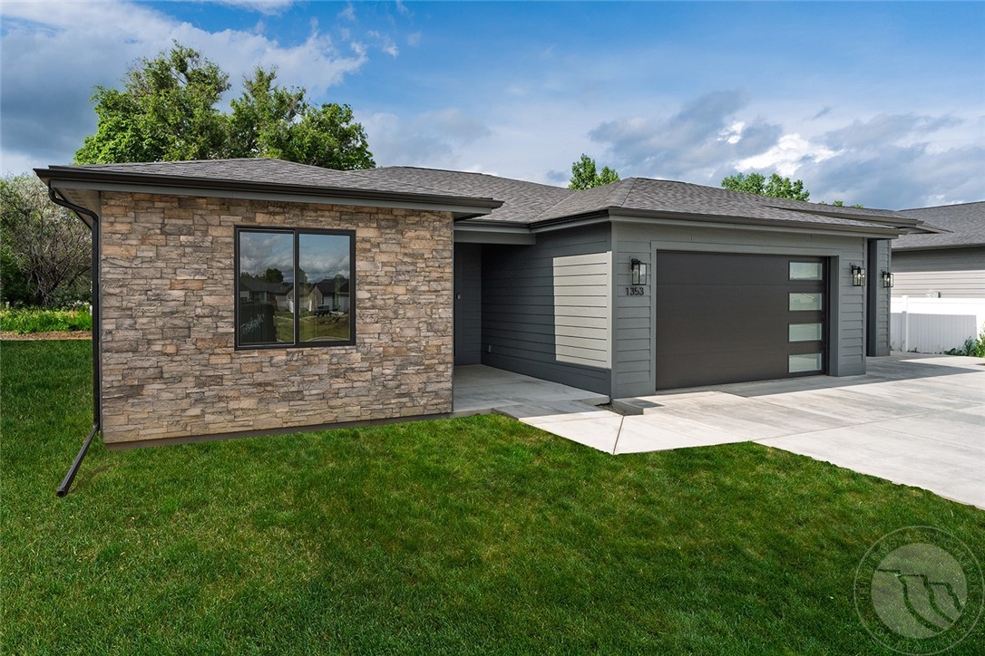 1353 Tania Circle
