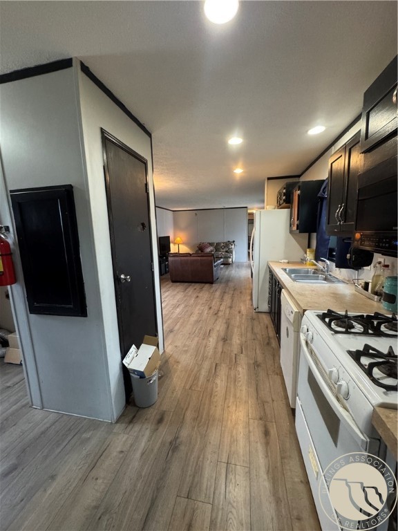 810 Piper Loop