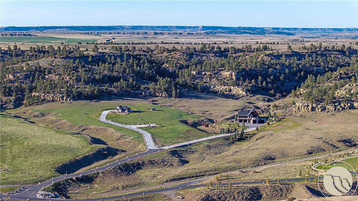 5635 Canyonwoods Dr.