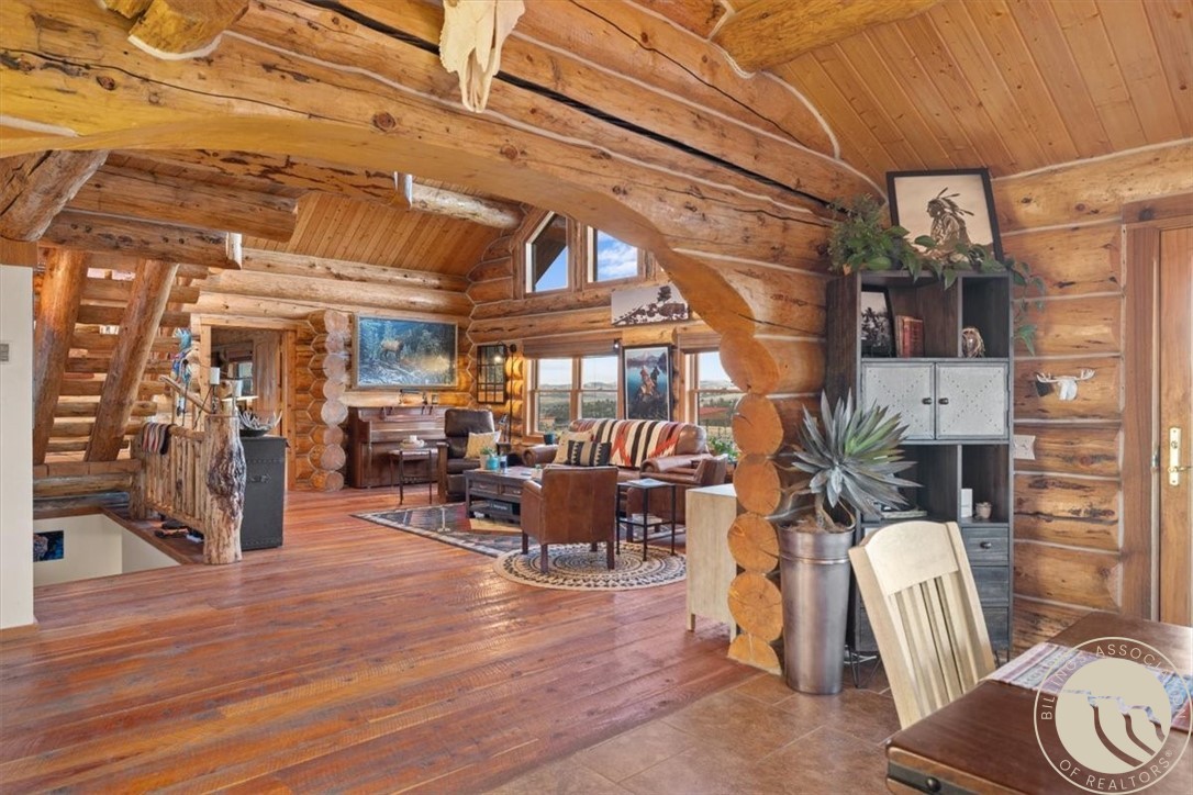10 PRONGHORN LANE