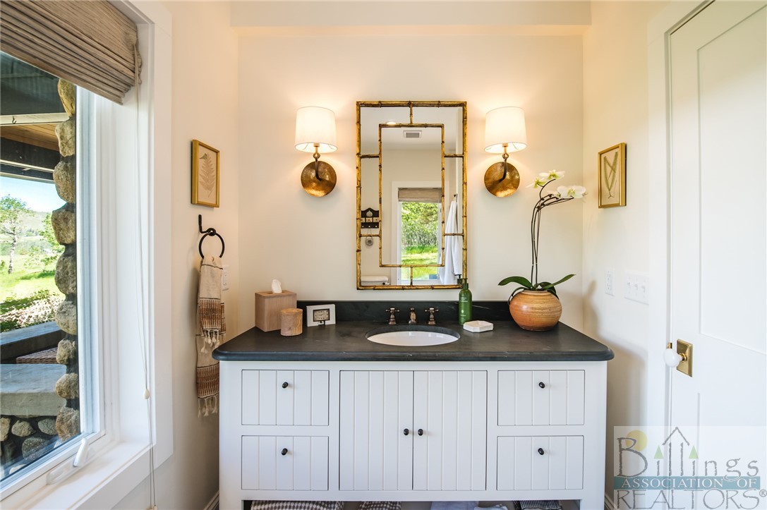 Roscoe, Montana 59071, United States, 4 Bedrooms Bedrooms, ,3 BathroomsBathrooms,Residential,Active,54189