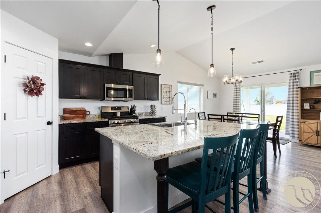 32 Sundance Ridge Road