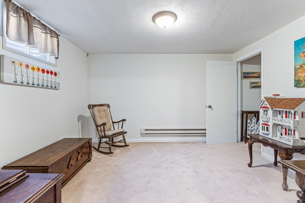 Billings, Montana 59105, United States, 4 Bedrooms Bedrooms, ,3 BathroomsBathrooms,Residential,Pending,23262